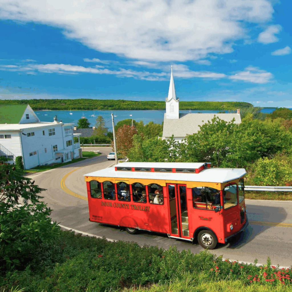 Door County trolley tours in Egg Harbor. Must visit breweries, wineries and cideries list.